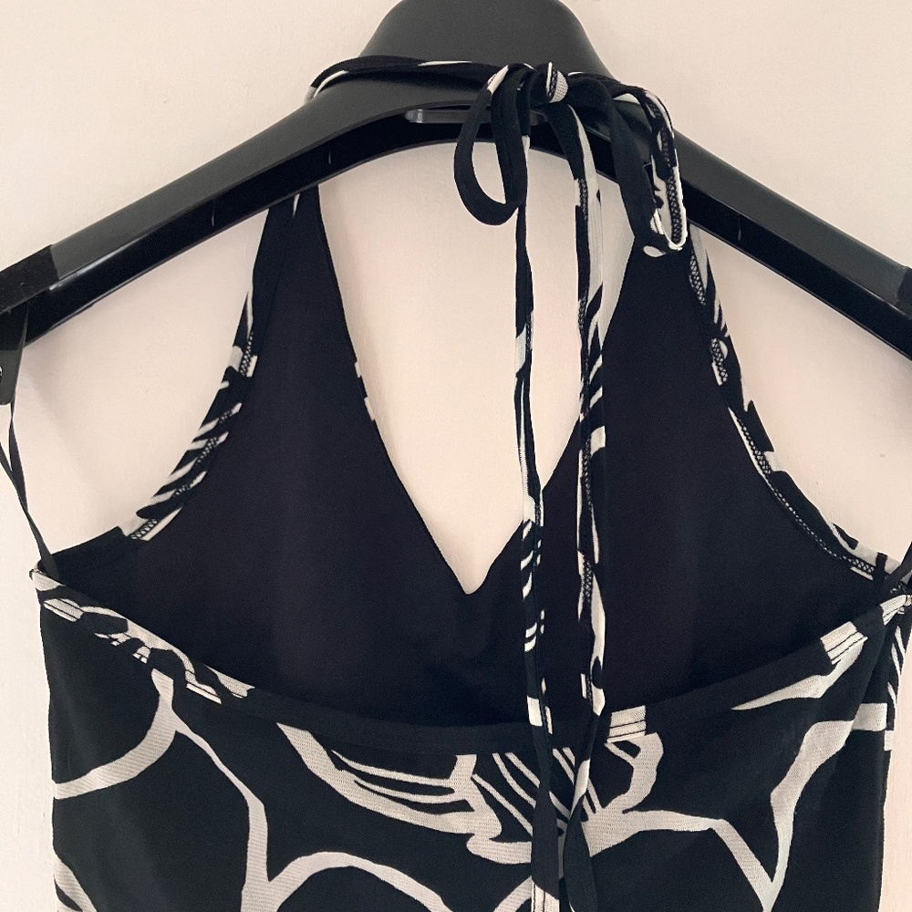 GUESS BLACK &WHITE FLORAL HALTER - Picture 9 of 14